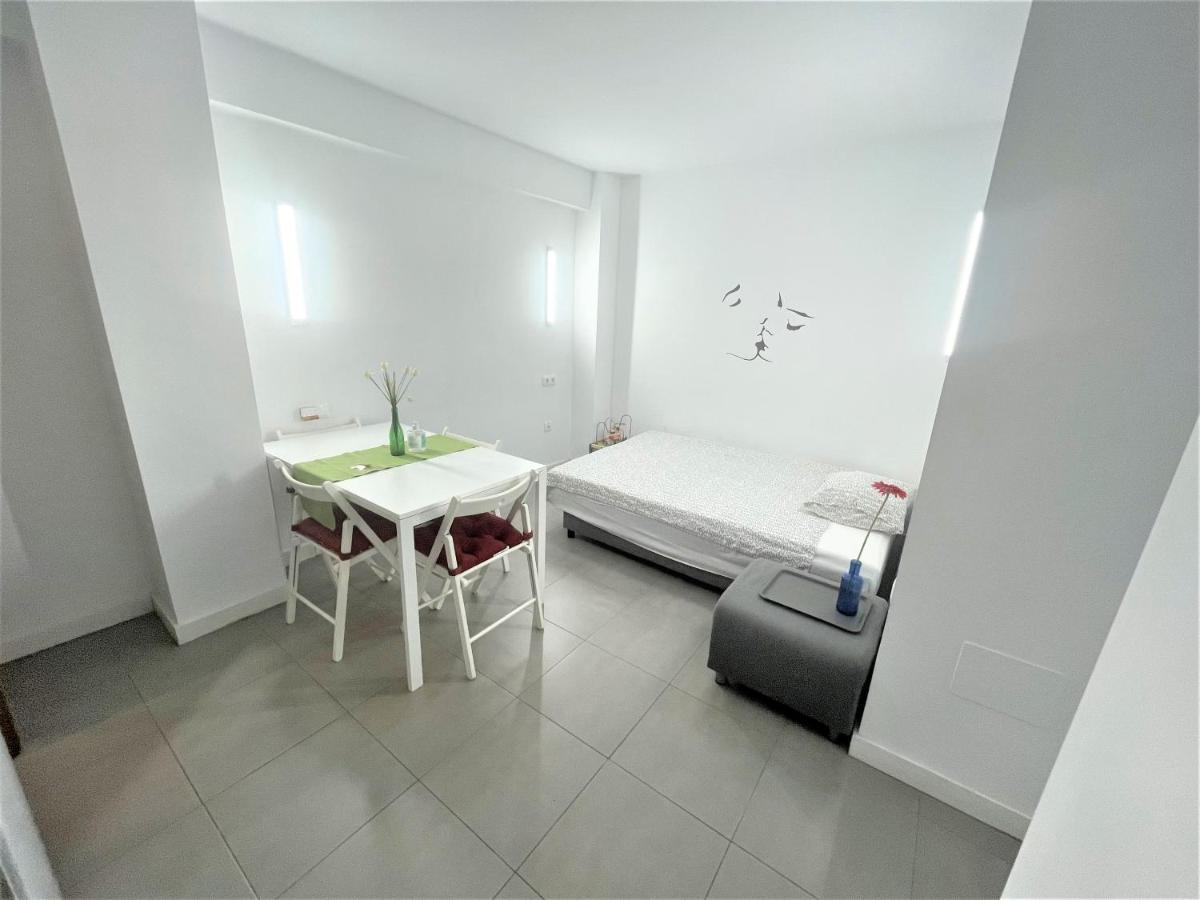 Apartamento Plaza de toros / Centro Málaga Exterior foto